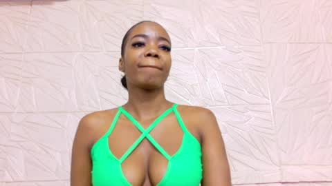 Snapshot of nina_bae_ chatting on 2, 5, 2026 nina_bae_ online show from 2, 5, 2026