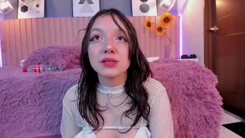 nina_ford_ online show from 14, 4, 2026