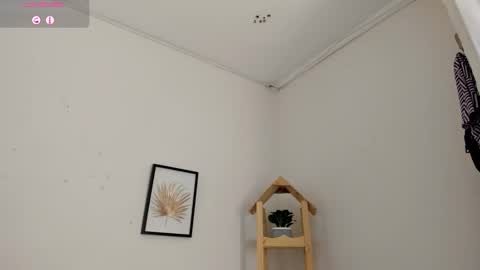 nina_keller_ online show from 9, 1, 2026