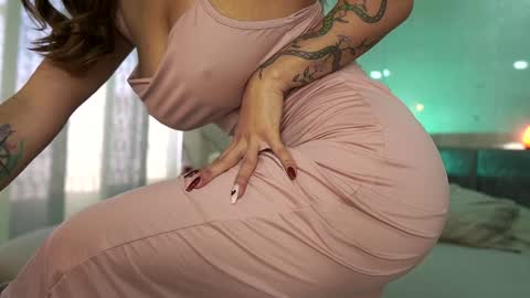 Snapshot of nina_mon chatting on 11, 12, 2024 Angie online show from 11, 12, 2024