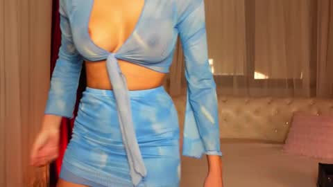 Snapshot of ninacrystal chatting on 27, 9, 2025 NinaCrystal online show from 27, 9, 2025