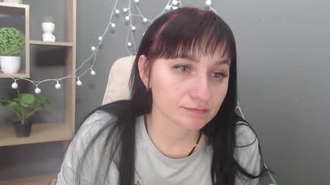 ninaflawlees online show from 16, 1, 2026