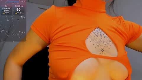 ninamonroee online show from 10, 12, 2024