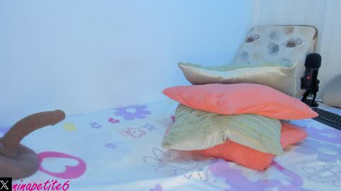 0nly F4ns  Ninapetite80 online show from 1, 4, 2026