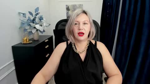 ninastarle online show from 19, 11, 2025