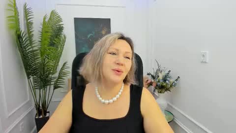 ninastarle online show from 10, 1, 2026