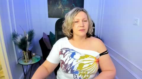 Snapshot of ninastarle chatting on 20, 5, 2026 ninastarle online show from 20, 5, 2026