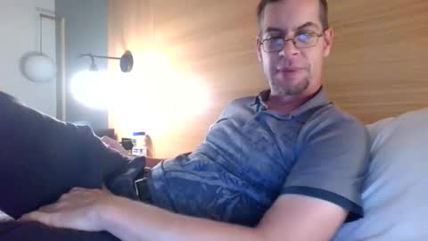 Snapshot of nineinchbronco chatting on 3, 5, 2026 nineinchbronco online show from 3, 5, 2026