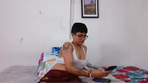 nini_smith online show from 8, 4, 2026