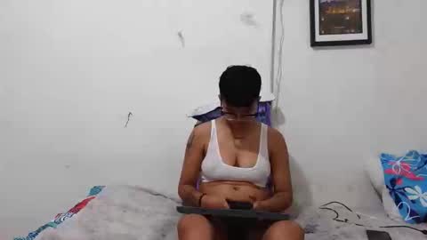 nini_smith online show from 17, 4, 2026