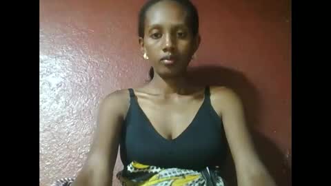 ninie246746 online show from 16, 1, 2025