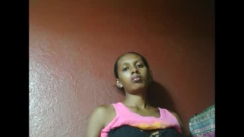 ninie246746 online show from 12, 2, 2025