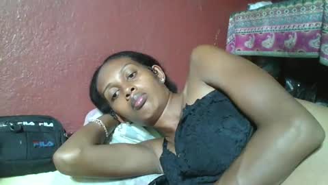 ninie246746 online show from 14, 2, 2025