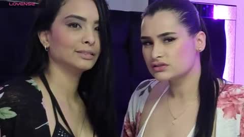 Snapshot of ninoska_14 chatting on 16, 7, 2026 Agatha love online show from 16, 7, 2026