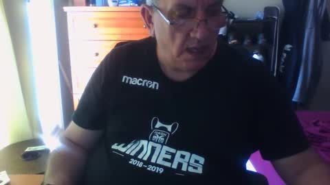 Snapshot of nionios67 chatting on 1, 10, 2025 Dennis online show from 1, 10, 2025