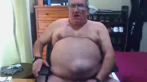 Snapshot of nionios67 chatting on 12, 11, 2025 Dennis online show from 12, 11, 2025