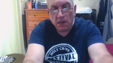 Snapshot of nionios67 chatting on 21, 11, 2025 Dennis online show from 21, 11, 2025