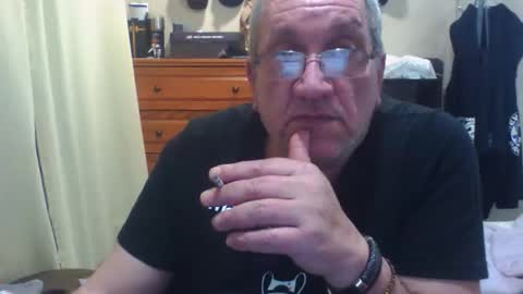 Snapshot of nionios67 chatting on 6, 1, 2026 Dennis online show from 6, 1, 2026