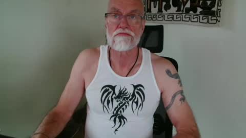 Nipplessilverdad online show from 20, 1, 2025