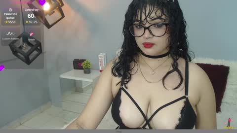 Snapshot of niquitaw chatting on 6, 2, 2025 Niquita Doll online show from 6, 2, 2025