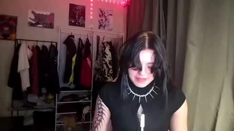 Snapshot of nishazenisek chatting on 17, 5, 2026 Alice online show from 17, 5, 2026