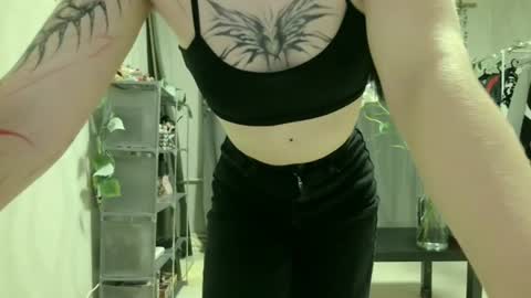 Snapshot of nishazenisek chatting on 11, 6, 2026 Alice online show from 11, 6, 2026