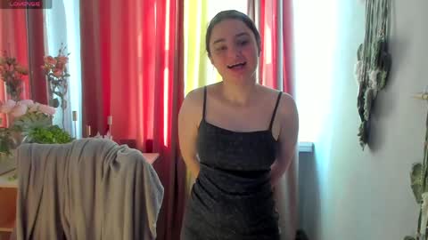 Snapshot of nishira_shy chatting on 24, 5, 2026 nishira_shy online show from 24, 5, 2026