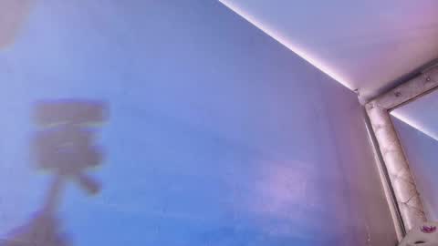  V I C T O R I A   online show from 14, 4, 2026