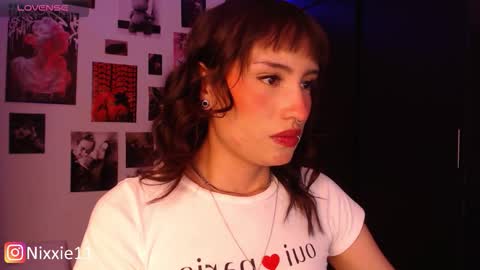 Nixxie  online show from 17, 11, 2025