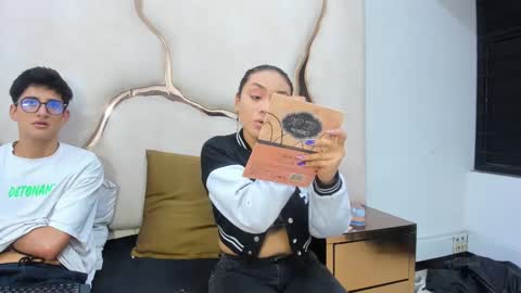 Snapshot of noa_arez chatting on 12, 10, 2025 NoaandArez online show from 12, 10, 2025