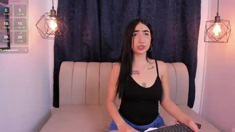 Snapshot of noa_morena chatting on 29, 4, 2026 NATHALIA MORENO online show from 29, 4, 2026