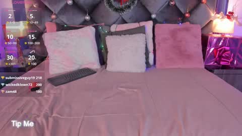 Sara  online show from 6, 12, 2024