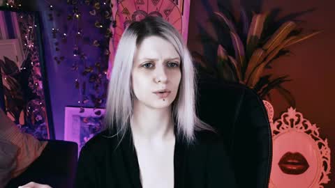 Snapshot of noah_elmer chatting on 9, 4, 2026 REAL name LiaDM are always open online show from 9, 4, 2026