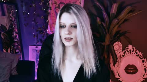 Snapshot of noah_elmer chatting on 12, 4, 2026 REAL name LiaDM are always open online show from 12, 4, 2026