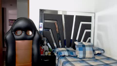 Noah Harris01 online show from 28, 2, 2026