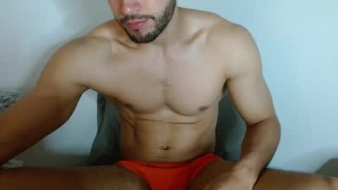 Snapshot of noah_jhonsonn chatting on 5, 5, 2026 Noah online show from 5, 5, 2026