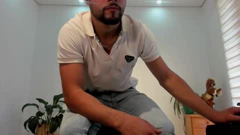 Snapshot of noahbrawn chatting on 17, 2, 2026 LIAM- noah online show from 17, 2, 2026