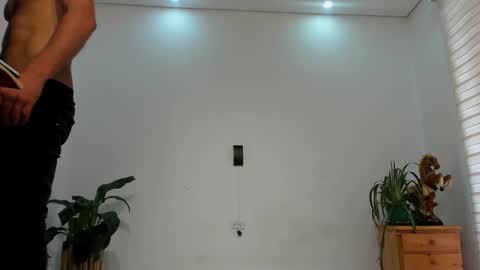 Snapshot of noahbrawn chatting on 28, 2, 2026 LIAM- noah online show from 28, 2, 2026