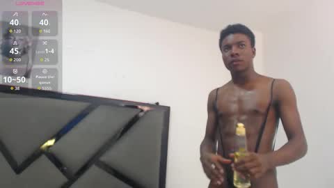 Snapshot of noahjhonson69 chatting on 4, 12, 2025 noah online show from 4, 12, 2025