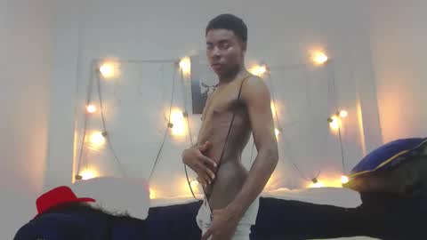 Snapshot of noahjhonson69 chatting on 15, 12, 2025 noah online show from 15, 12, 2025