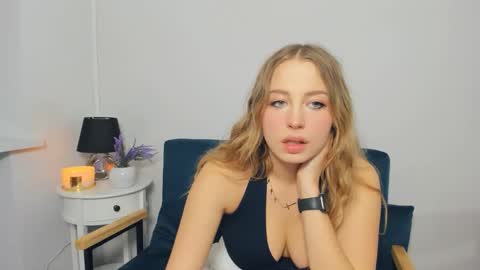 Snapshot of noahpretty chatting on 28, 10, 2025 noahpretty online show from 28, 10, 2025