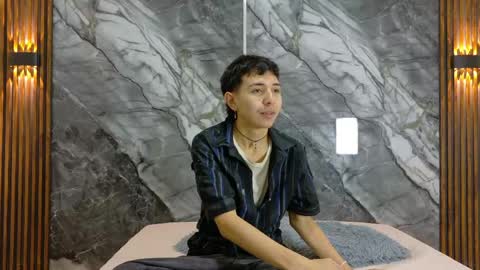 Snapshot of noahwalker__ chatting on 5, 6, 2026 online show from 5, 6, 2026