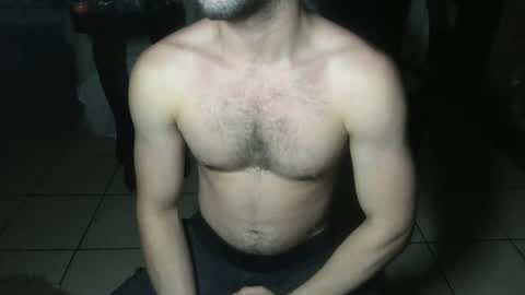 Snapshot of nobudget06 chatting on 10, 1, 2025 nobudget06 online show from 10, 1, 2025