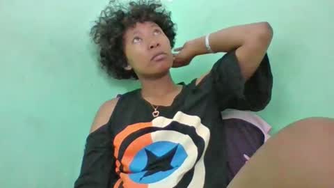 Snapshot of noellah chatting on 28, 4, 2026 noellah online show from 28, 4, 2026