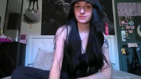 Snapshot of noelle1229 chatting on 10, 4, 2026 Noelle online show from 10, 4, 2026