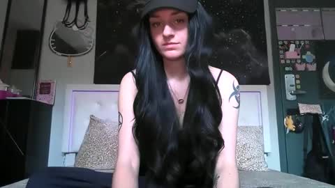 Snapshot of noelle1229 chatting on 16, 4, 2026 Noelle online show from 16, 4, 2026