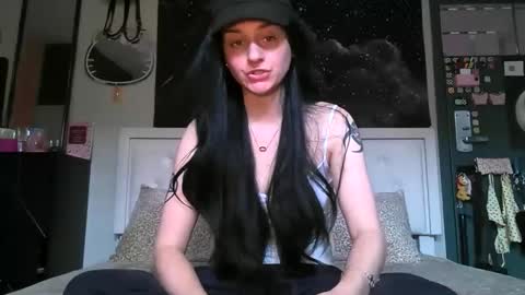 Snapshot of noelle1229 chatting on 28, 4, 2026 Noelle online show from 28, 4, 2026