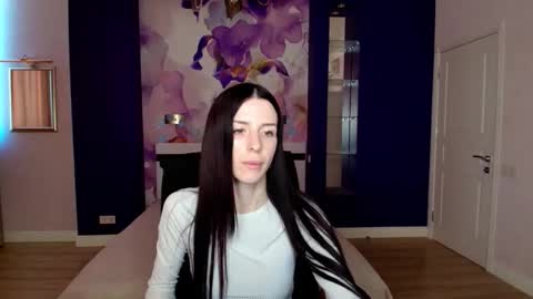 NoirDiva online show from 6, 4, 2026