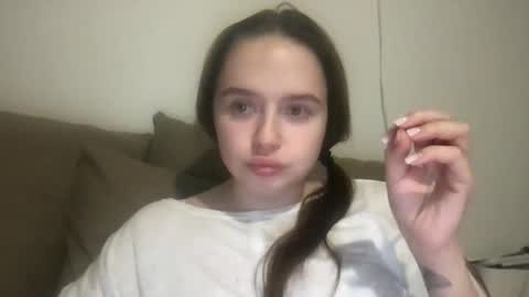 Snapshot of noiryn chatting on 13, 11, 2025 Noiryn online show from 13, 11, 2025