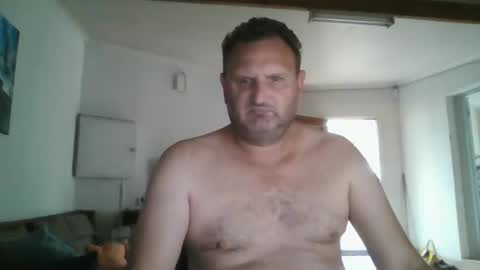 Snapshot of nollie244 chatting on 11, 1, 2025 Nollie online show from 11, 1, 2025